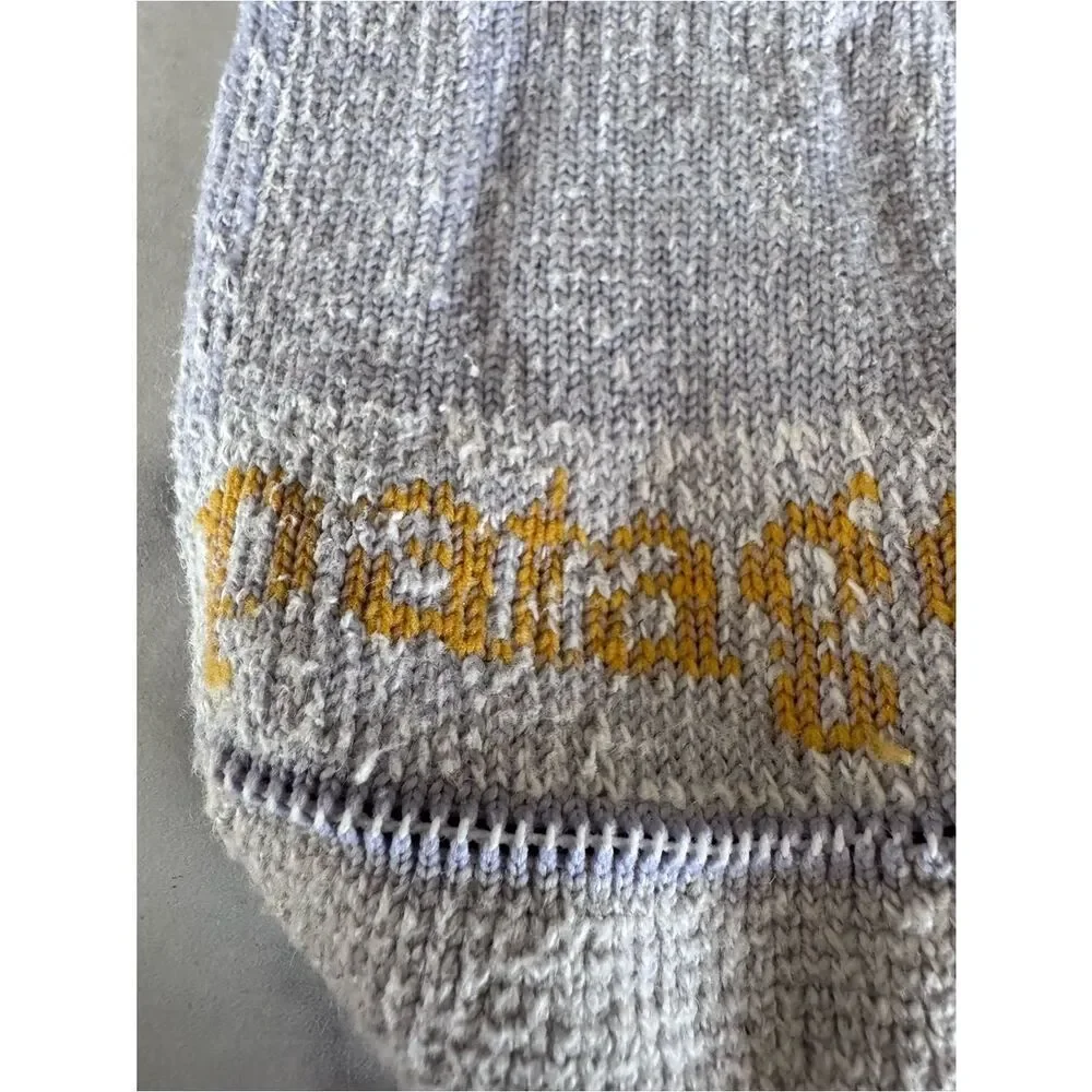 Patagonia Men’s Low-Cut Athletic Socks — Light Gray with Gold Logo hiking